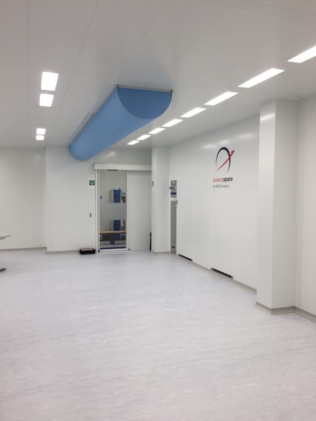 cleanroom met grote lichtopbrengst