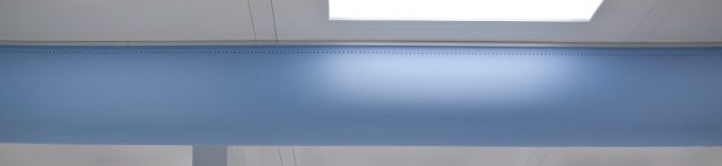 Cleanroom air sock HIGHCARE Cleanrooms tegen metalen plafond