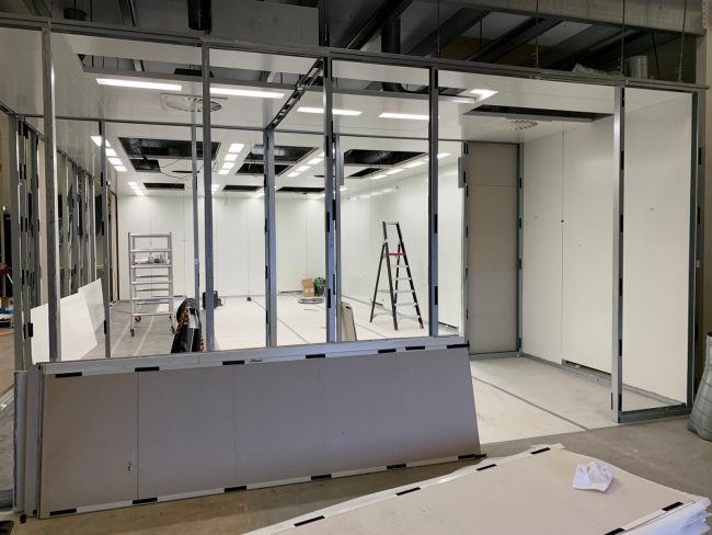 cleanroom demonteren en verhuizen kan met een HIGHCARE Cleanroom