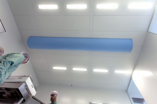 cleanroom plafond metaal met led verlichting klasse GMP B