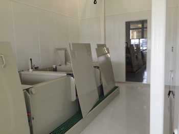 cleanroom ultrasoon reinigen, opbouw grote reinigingsstraat