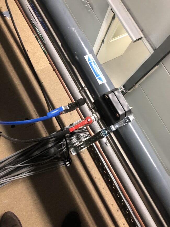 supply ring main above cleanroom